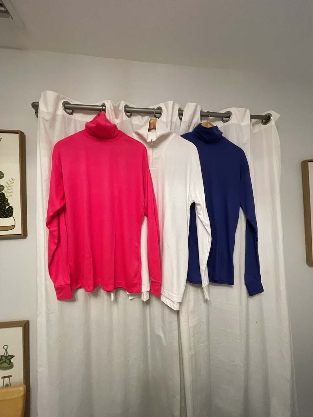 Lot of 3 Vintage Obermeyer Men's Turtlenecks and Quarter Zip
Ski wear
Layering